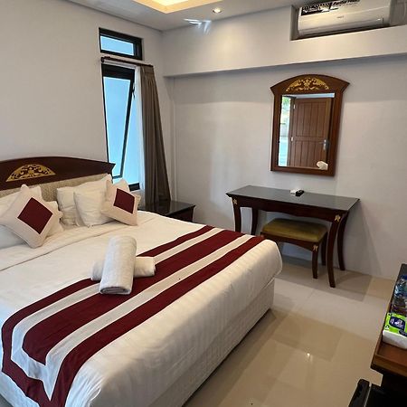 Mandhasativa Homestay Singaraja  Exterior photo