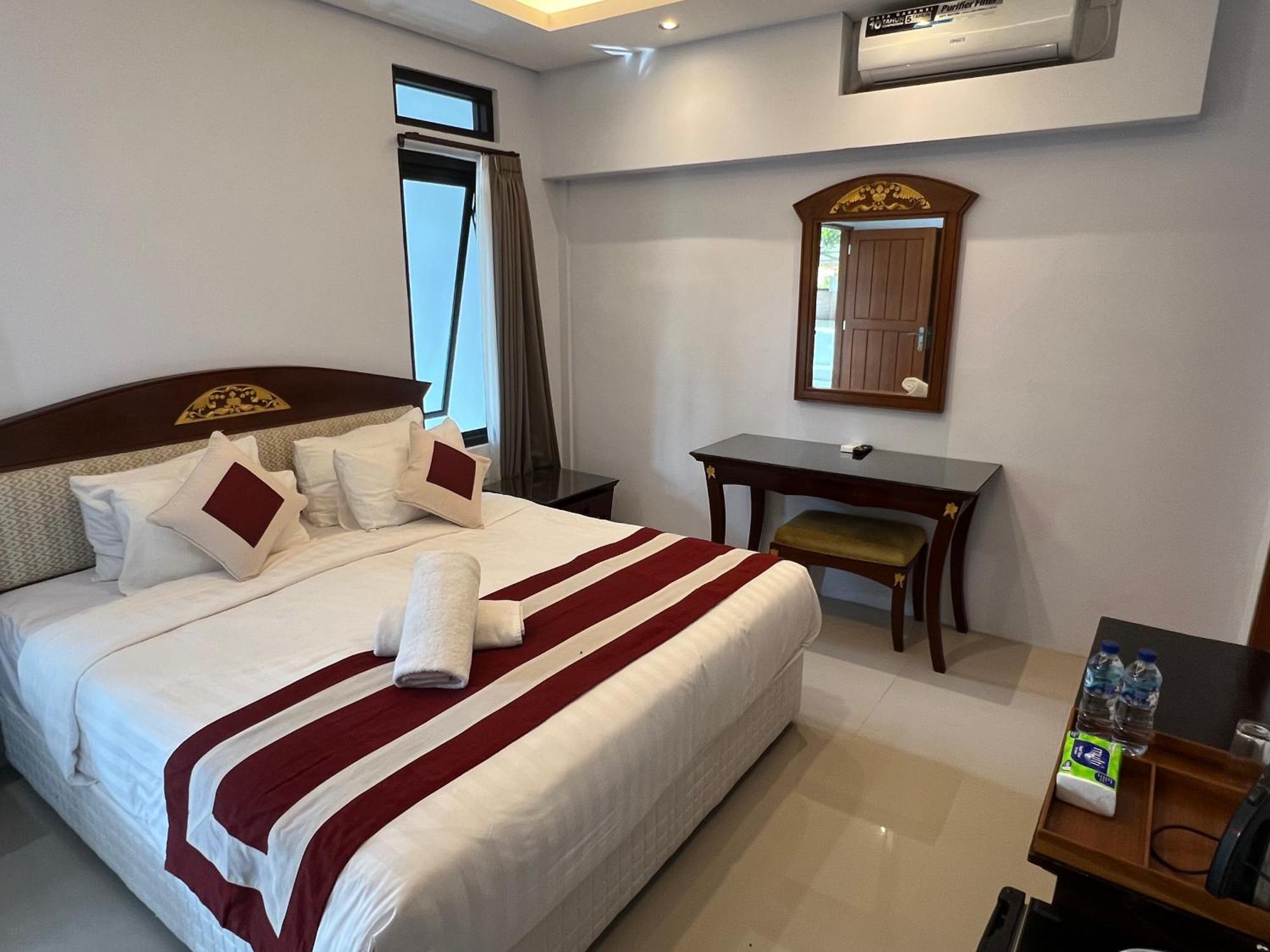 Mandhasativa Homestay Singaraja  Exterior photo