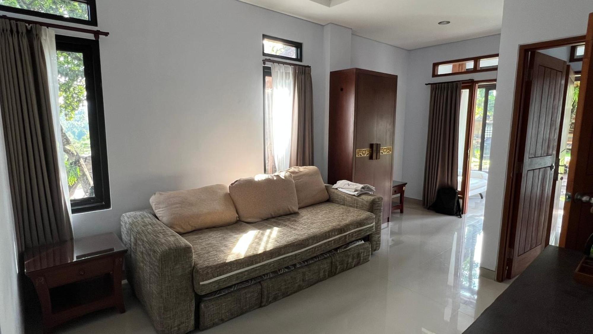 Mandhasativa Homestay Singaraja  Exterior photo